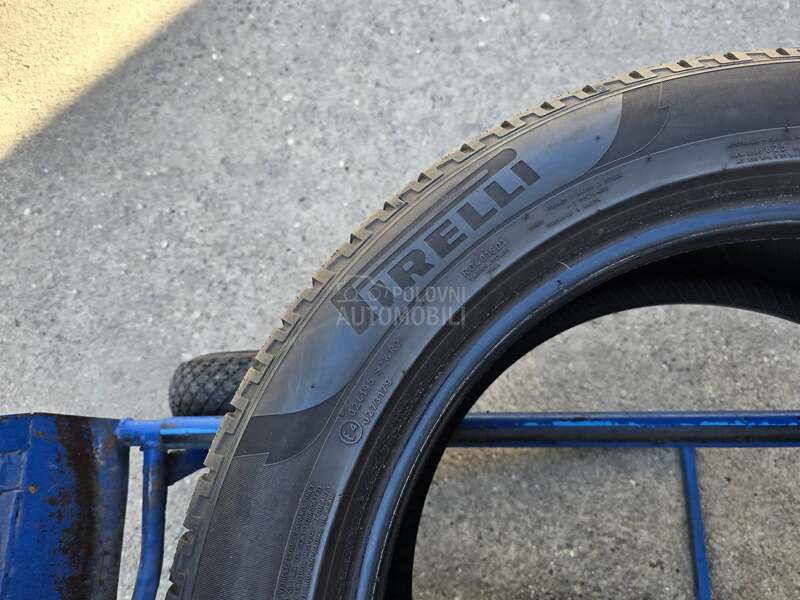 Pirelli 235/55 R19 Zimska