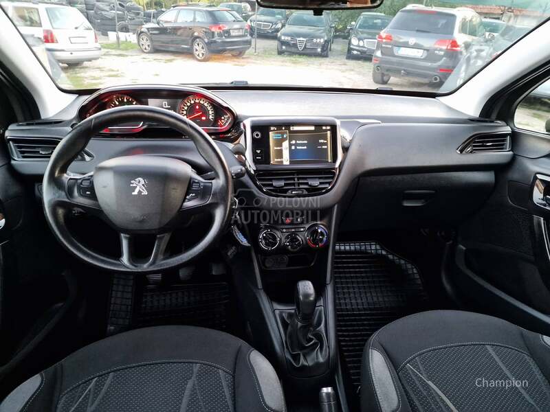 Peugeot 208 109 xxx k.m