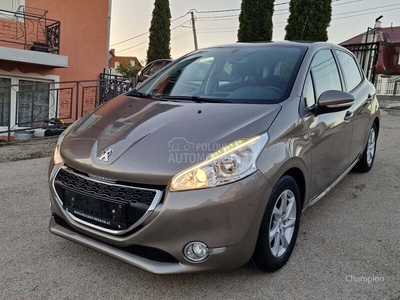 Peugeot 208 109 xxx k.m