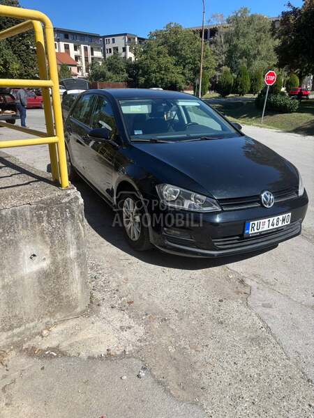 Volkswagen Golf 7 1.2 ben