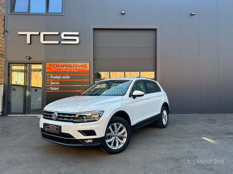 Volkswagen Tiguan 190K 4x4VIRTUAL 360