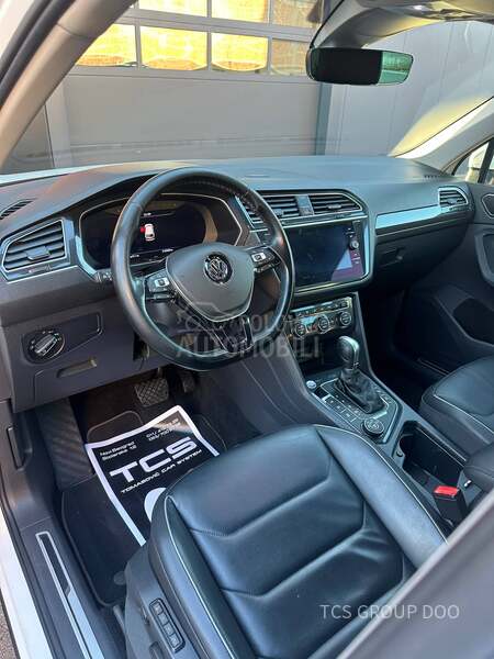 Volkswagen Tiguan 190K 4x4VIRTUAL 360