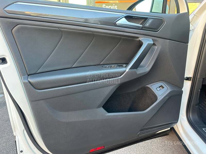 Volkswagen Tiguan 190K 4x4VIRTUAL 360