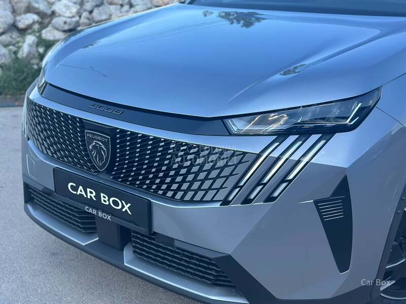 Peugeot 5008 ALLURE 1.2 136