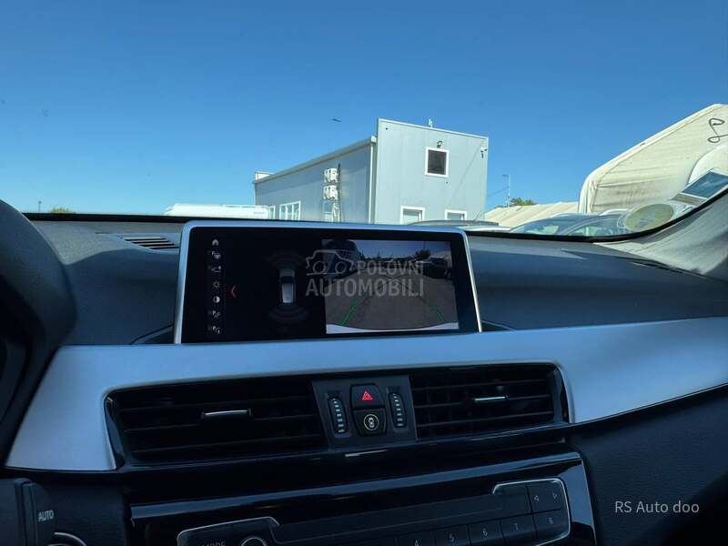 BMW X1 S DRIVE16D LOUNGE