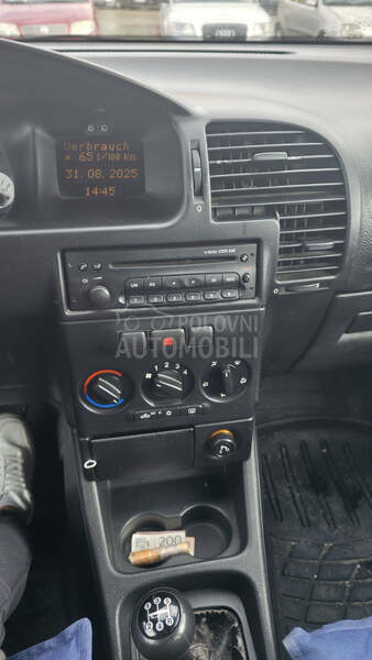Opel Zafira 