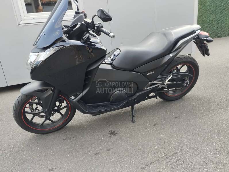 Honda NC 700 D Integra