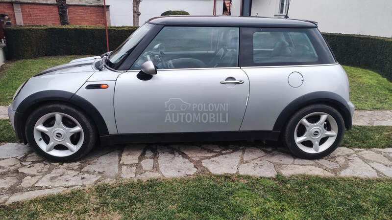 MINI Cooper 1.6
