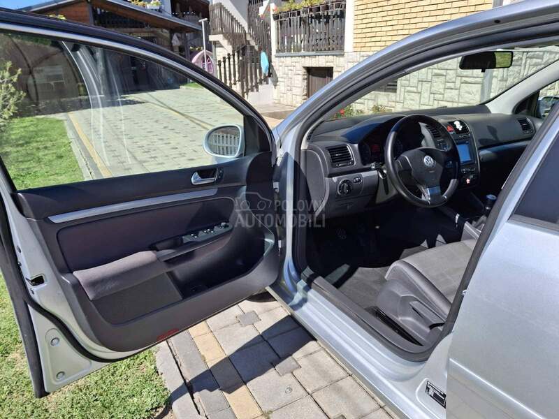 Volkswagen Golf 5 1.9 tdi