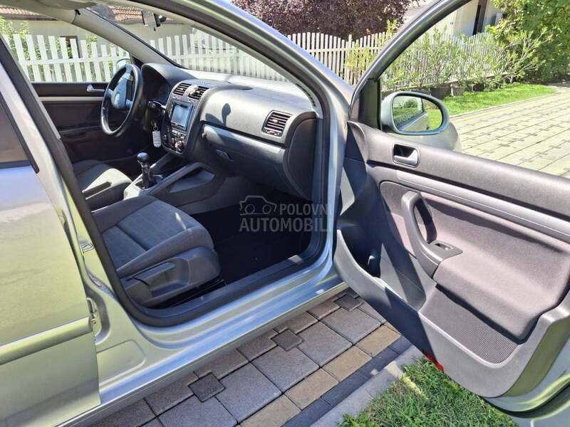 Volkswagen Golf 5 1.9 tdi
