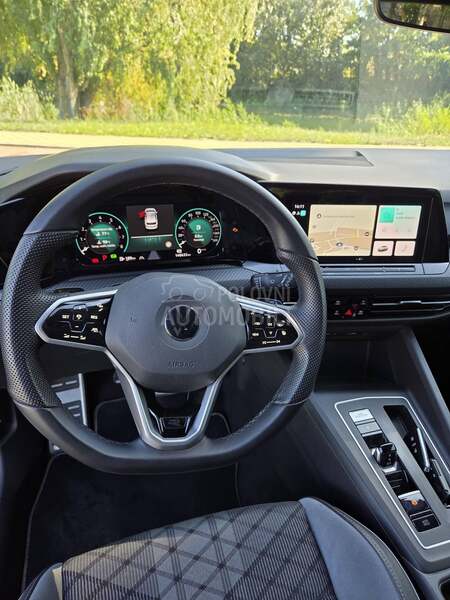 Volkswagen Golf 8 r line