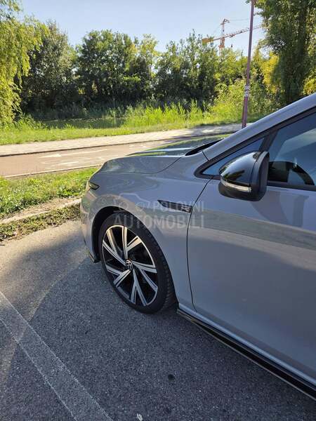 Volkswagen Golf 8 r line