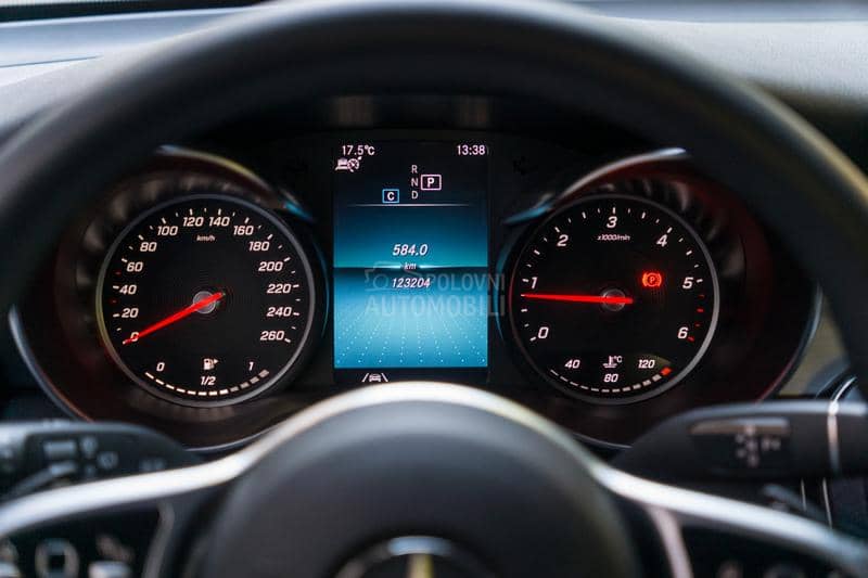 Mercedes Benz GLC 200 4MATIC 9G-TRONIC