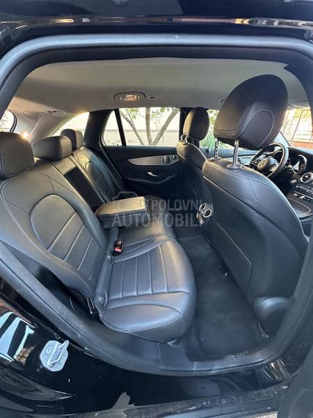 Mercedes Benz GLC 200 4MATIC 9G-TRONIC
