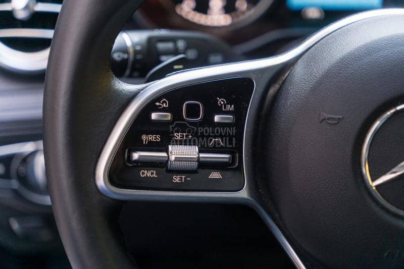 Mercedes Benz GLC 200 4MATIC 9G-TRONIC