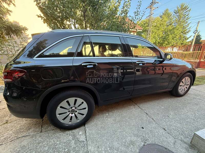 Mercedes Benz GLC 200 4MATIC 9G-TRONIC