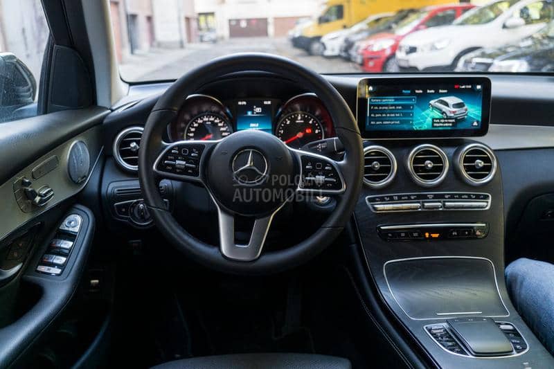 Mercedes Benz GLC 200 4MATIC 9G-TRONIC
