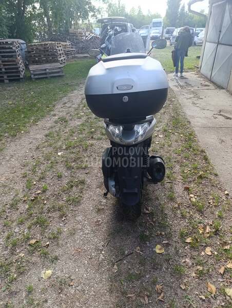 Piaggio beverly 350