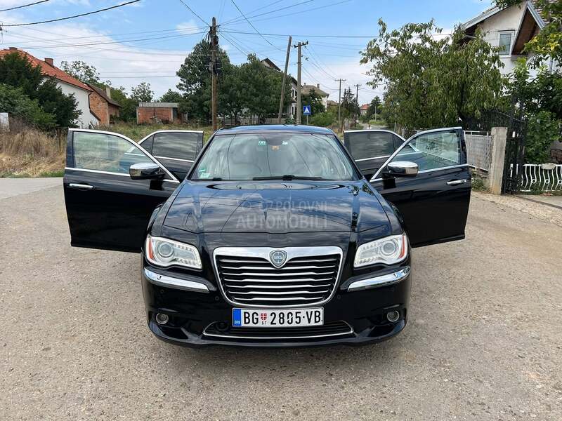 Lancia Thema 