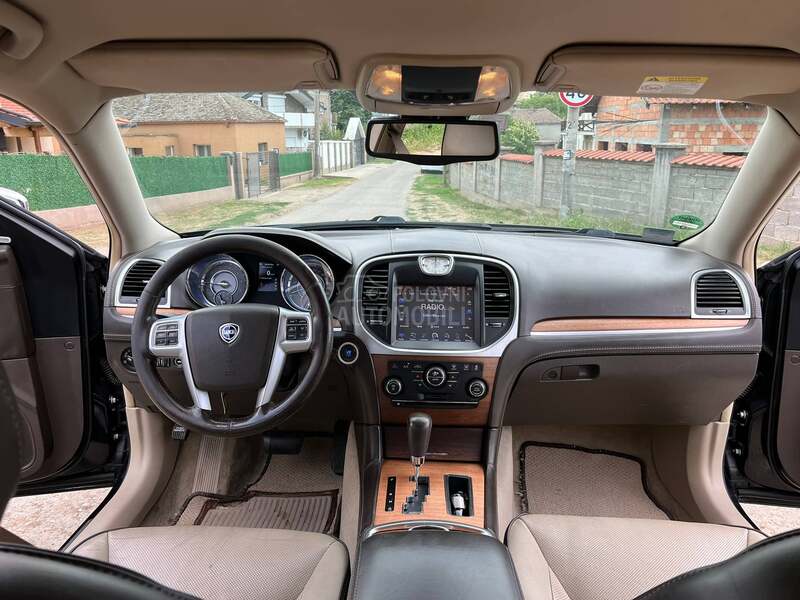 Lancia Thema 