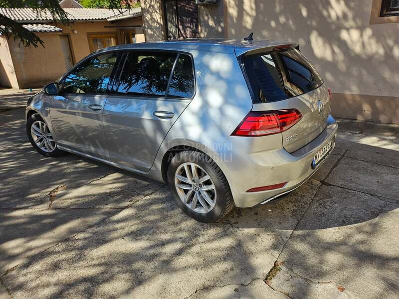 Volkswagen Golf 7 TGI