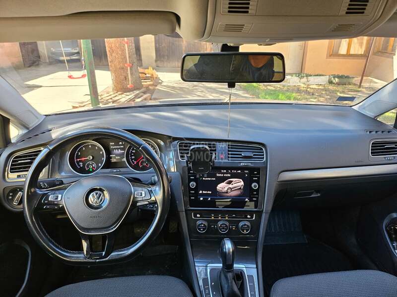 Volkswagen Golf 7 TGI