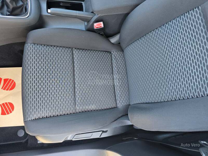 Volkswagen Golf 6 1.6 TDI