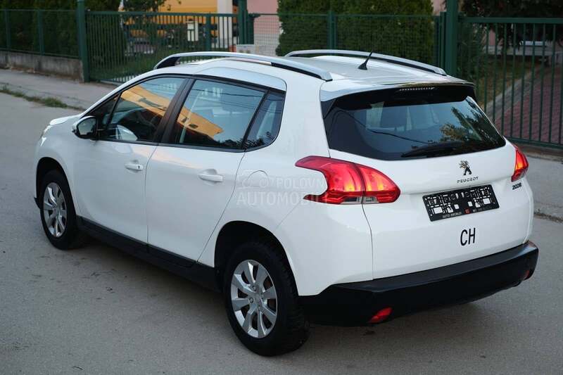 Peugeot 2008 1.2 145000 PURE CH