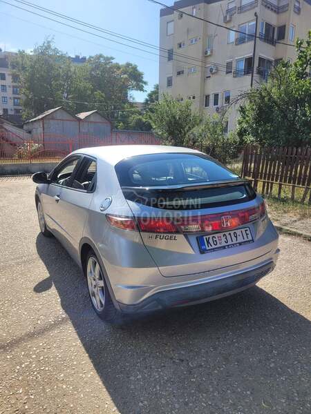 Honda Civic 5DR