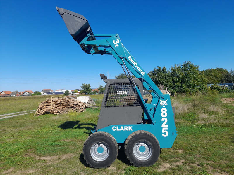 CAT Mini utovarivac