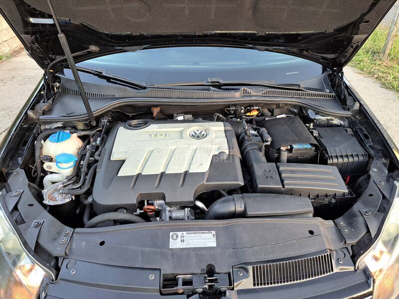 Volkswagen Golf 6 2.0 HIGHLINE /DSG/