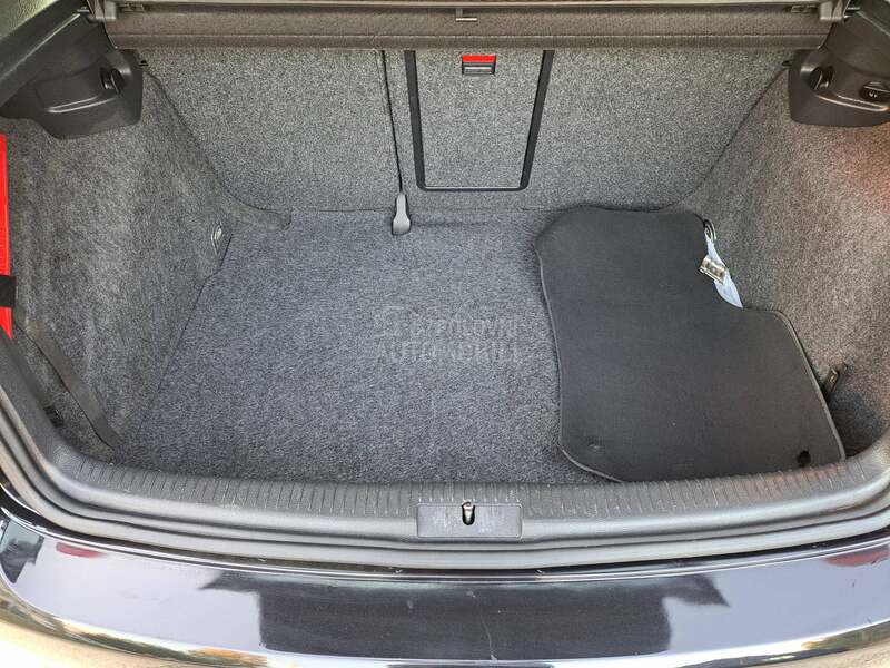 Volkswagen Golf 6 2.0 HIGHLINE /DSG/