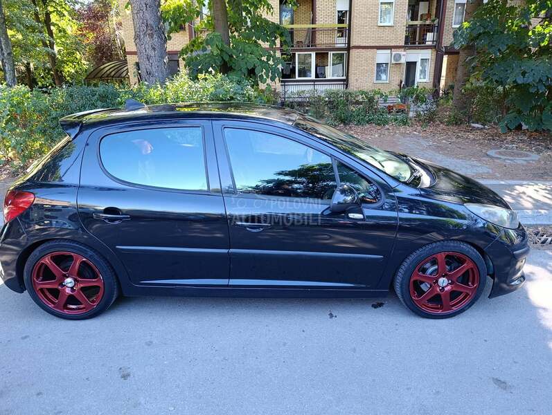 Peugeot 207 