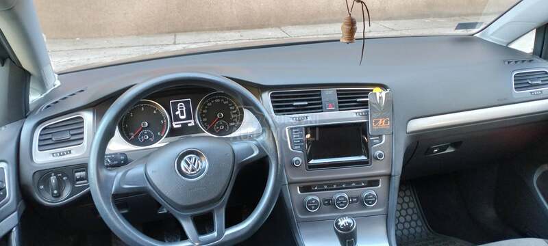 Volkswagen Golf 7 1.6 bluemotion