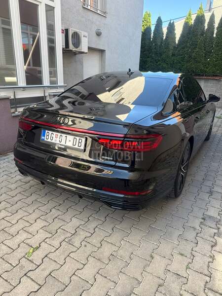 Audi A8 S line