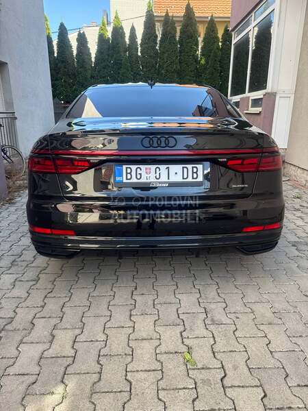 Audi A8 S line