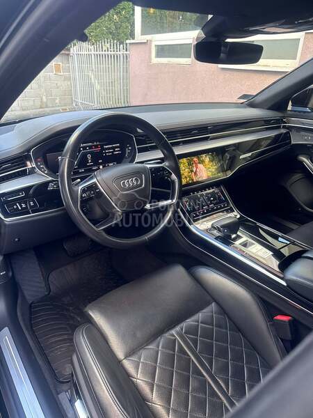 Audi A8 S line