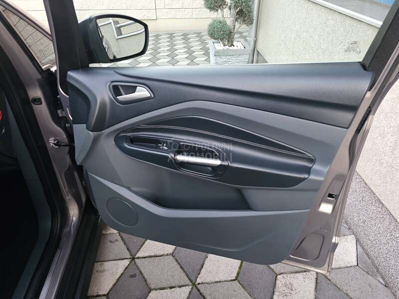 Ford C-Max 1.6B TITANIUM
