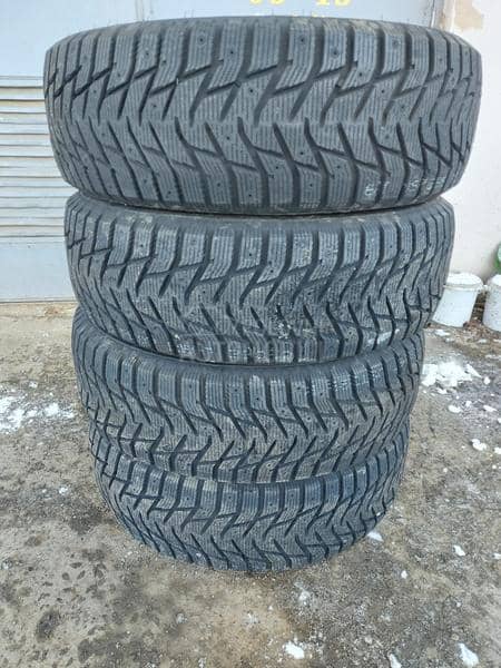 Sailun 225/70 R16 Zimska