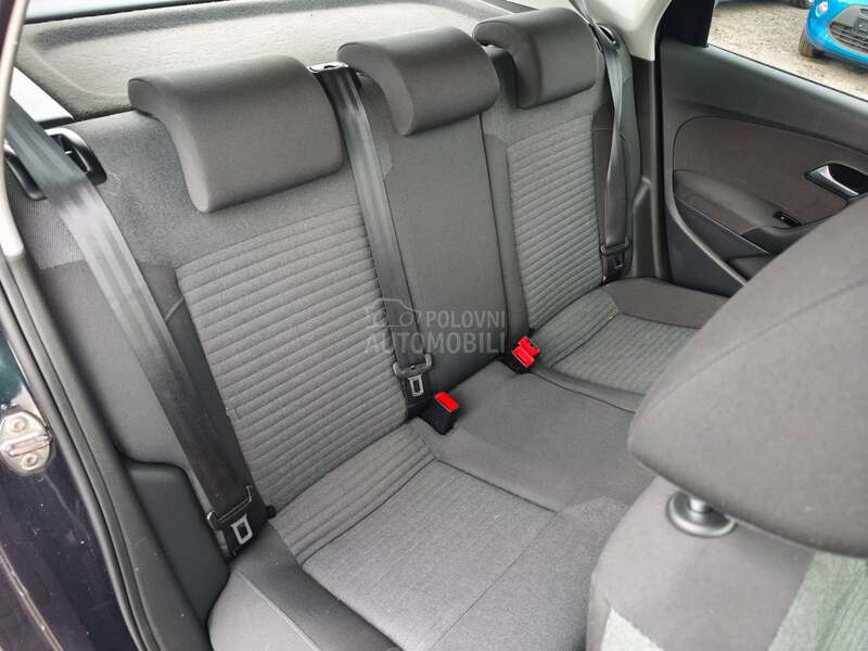 Volkswagen Polo 1.2 TSI TRENDLINE CH