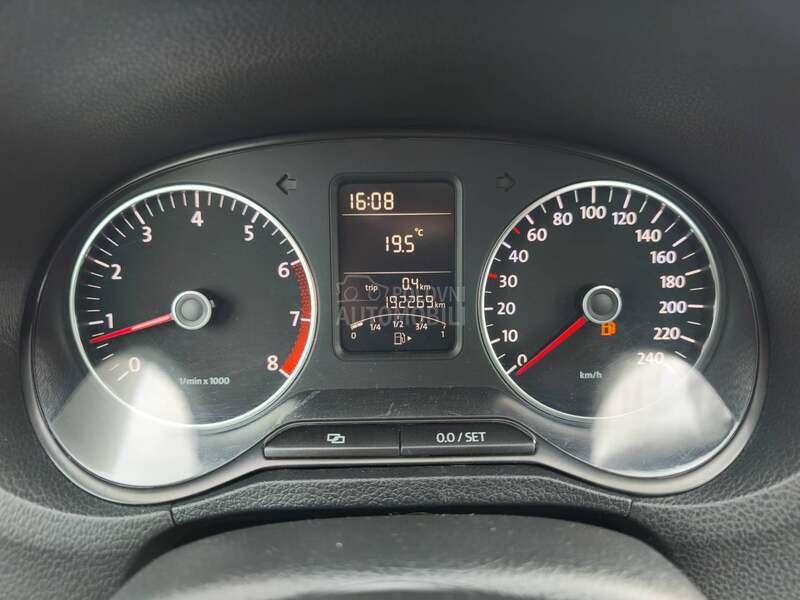 Volkswagen Polo 1.2 TSI TRENDLINE CH