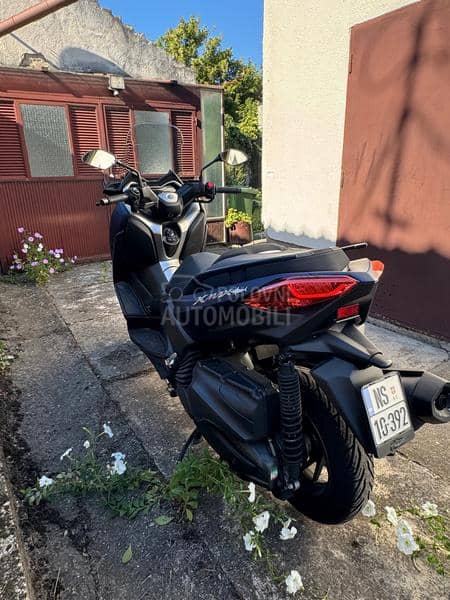Yamaha XMAX