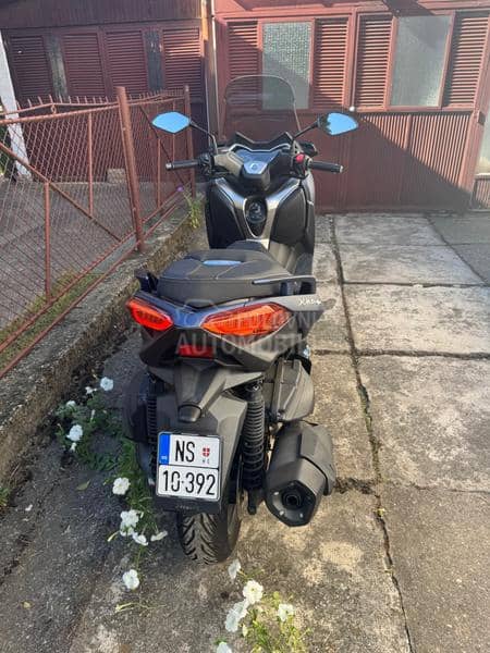 Yamaha XMAX