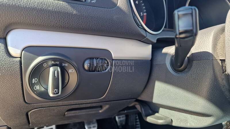 Volkswagen Golf 6 1.6tdi 105k početnik