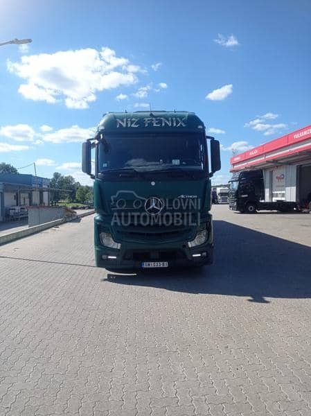 Mercedes Benz Actros komplet