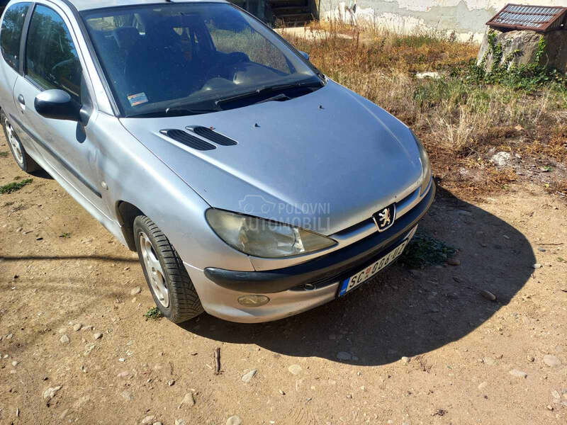 Peugeot 206 1.4 E