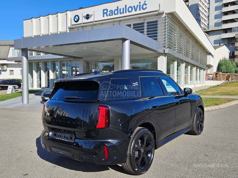MINI Countryman C