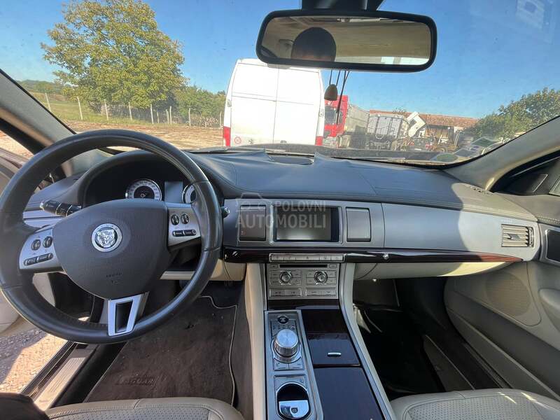 Jaguar XF XFs 2011. god. -  kompletan auto u delovima