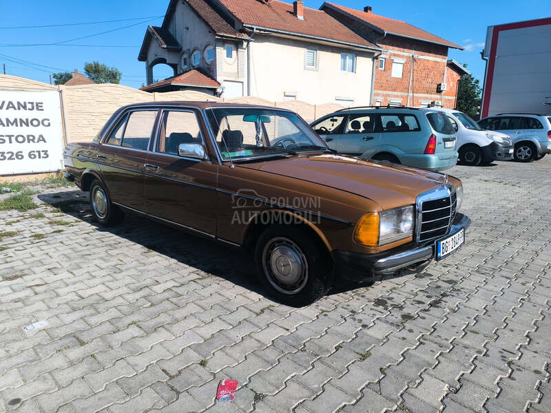 Mercedes Benz W123 200d