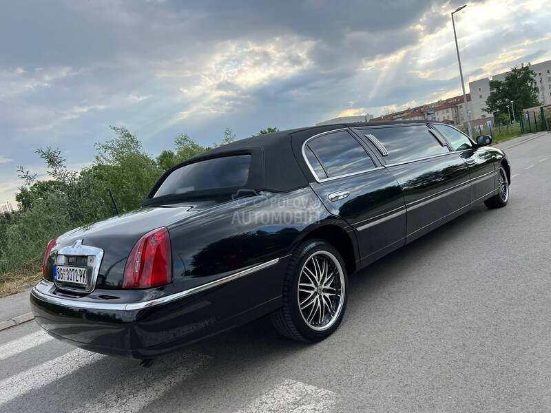 Lincoln Town car ENTERPRISES 4.6